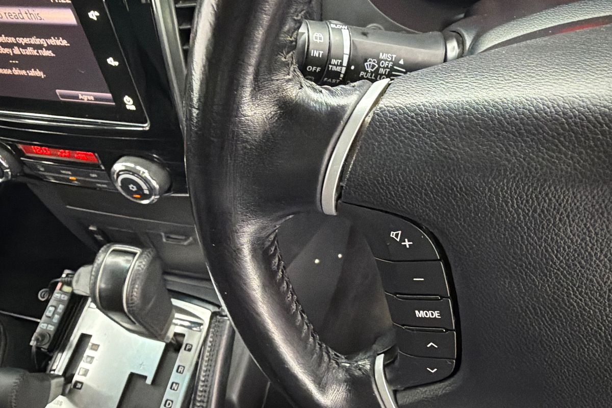 2018 Mitsubishi Pajero GLX NX