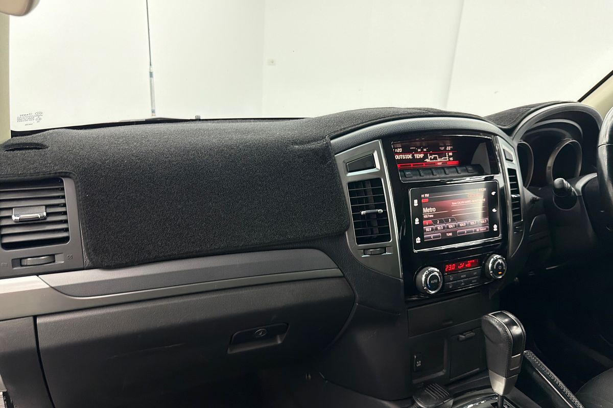 2018 Mitsubishi Pajero GLX NX