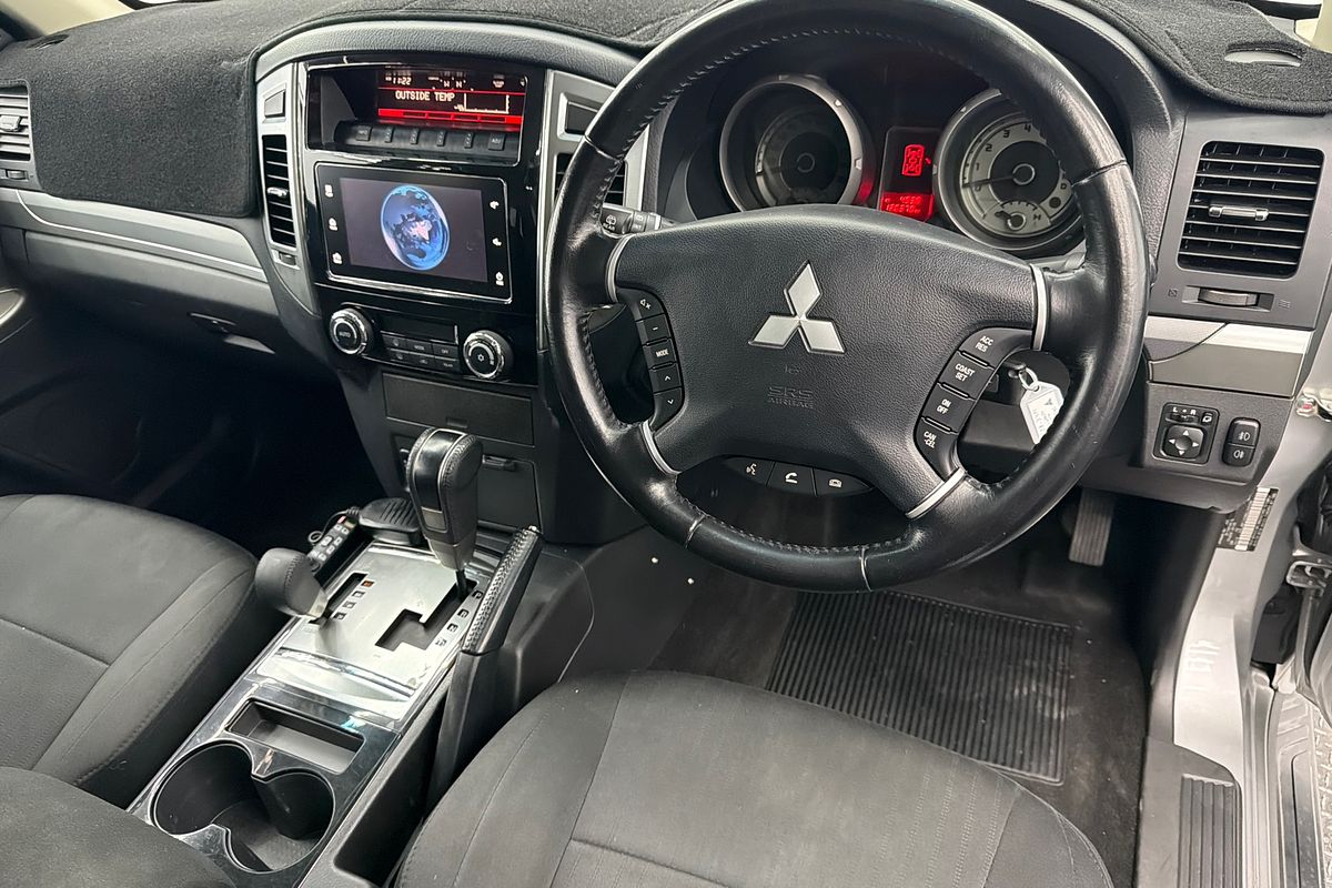 2018 Mitsubishi Pajero GLX NX