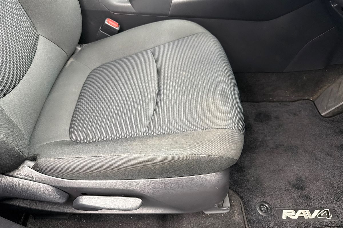 2022 Toyota RAV4 GX AXAH52R