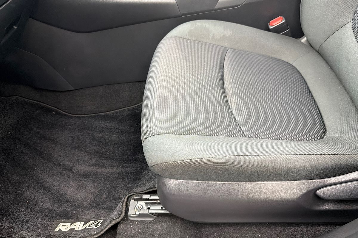2022 Toyota RAV4 GX AXAH52R