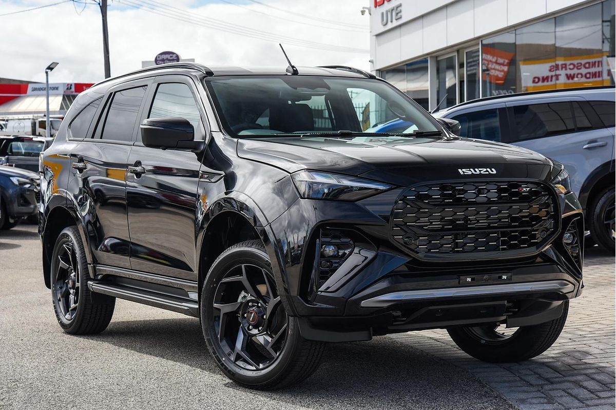2025 Isuzu MU-X X-TERRAIN