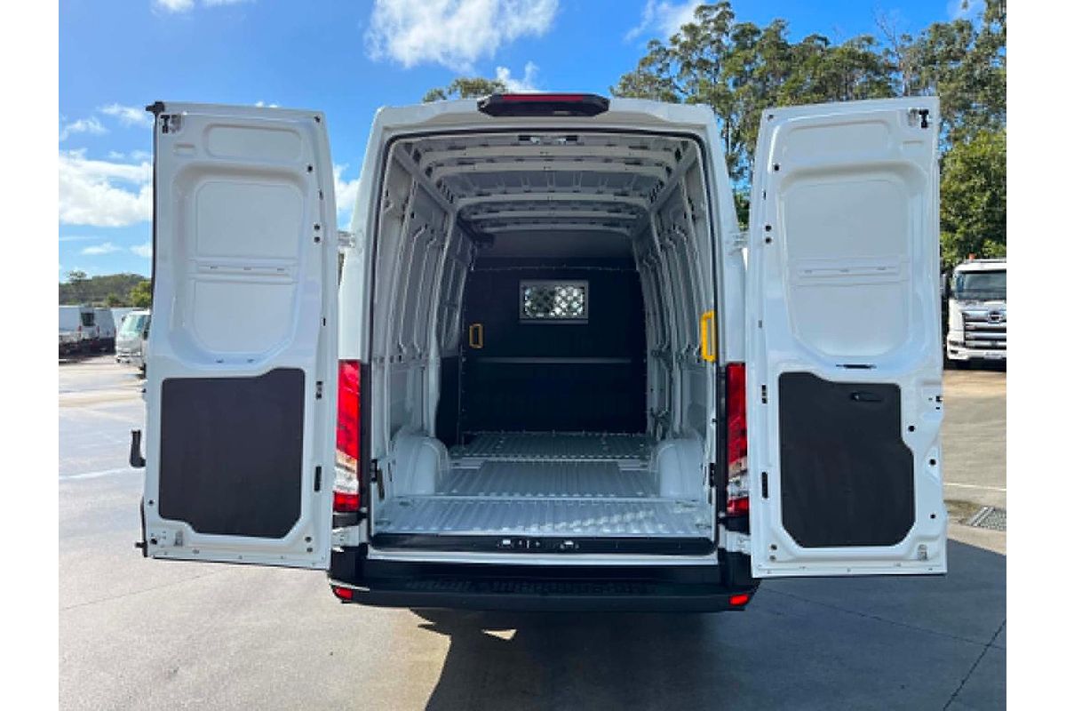2025 IVECO Daily 35S14V image 13