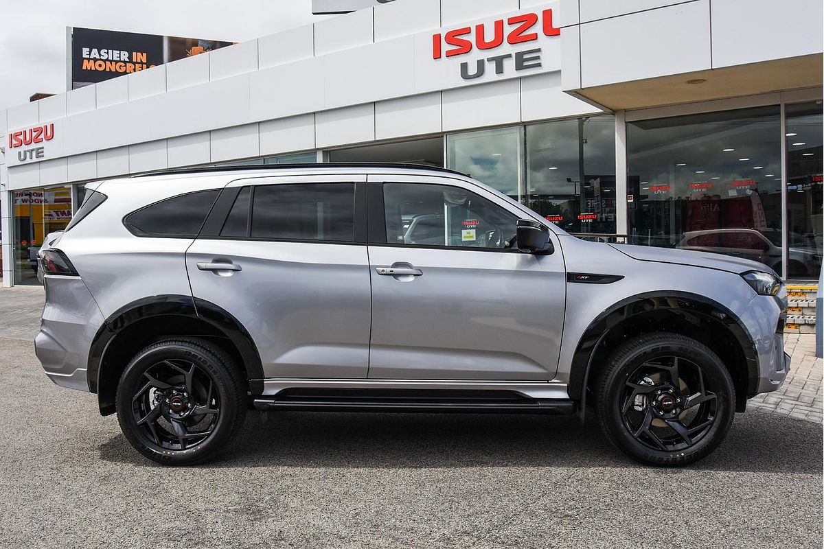 2026 Isuzu MU-X X-TERRAIN