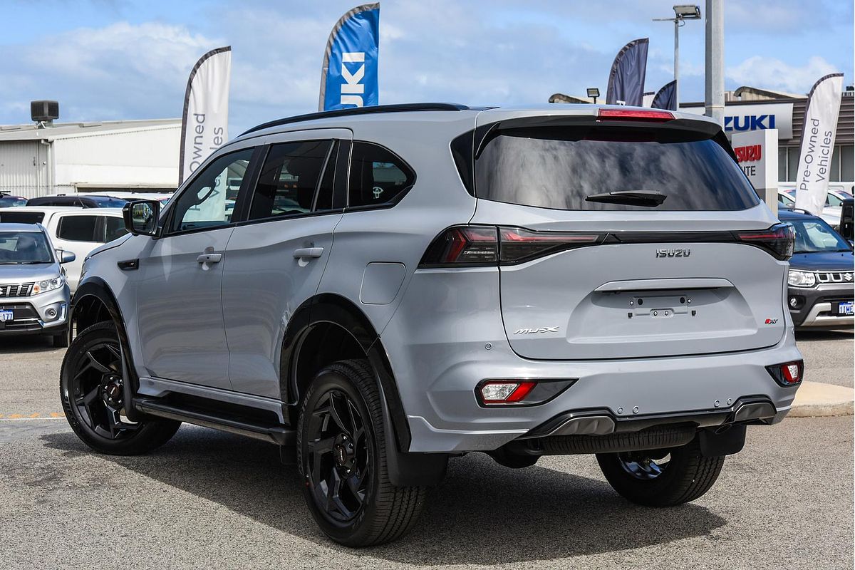 2026 Isuzu MU-X X-TERRAIN