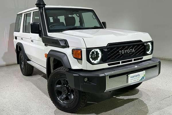 2025 Toyota Landcruiser GXL GDJL76R