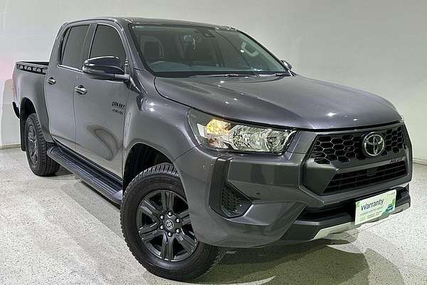 2025 Toyota Hilux SR 48V GUN126R 4X4