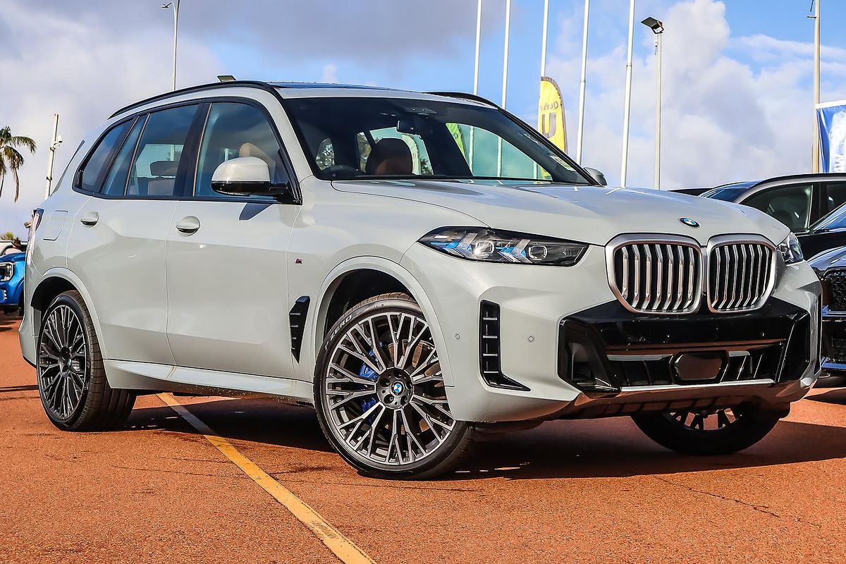 2026 BMW X5 xDrive40i M Sport G05 LCI