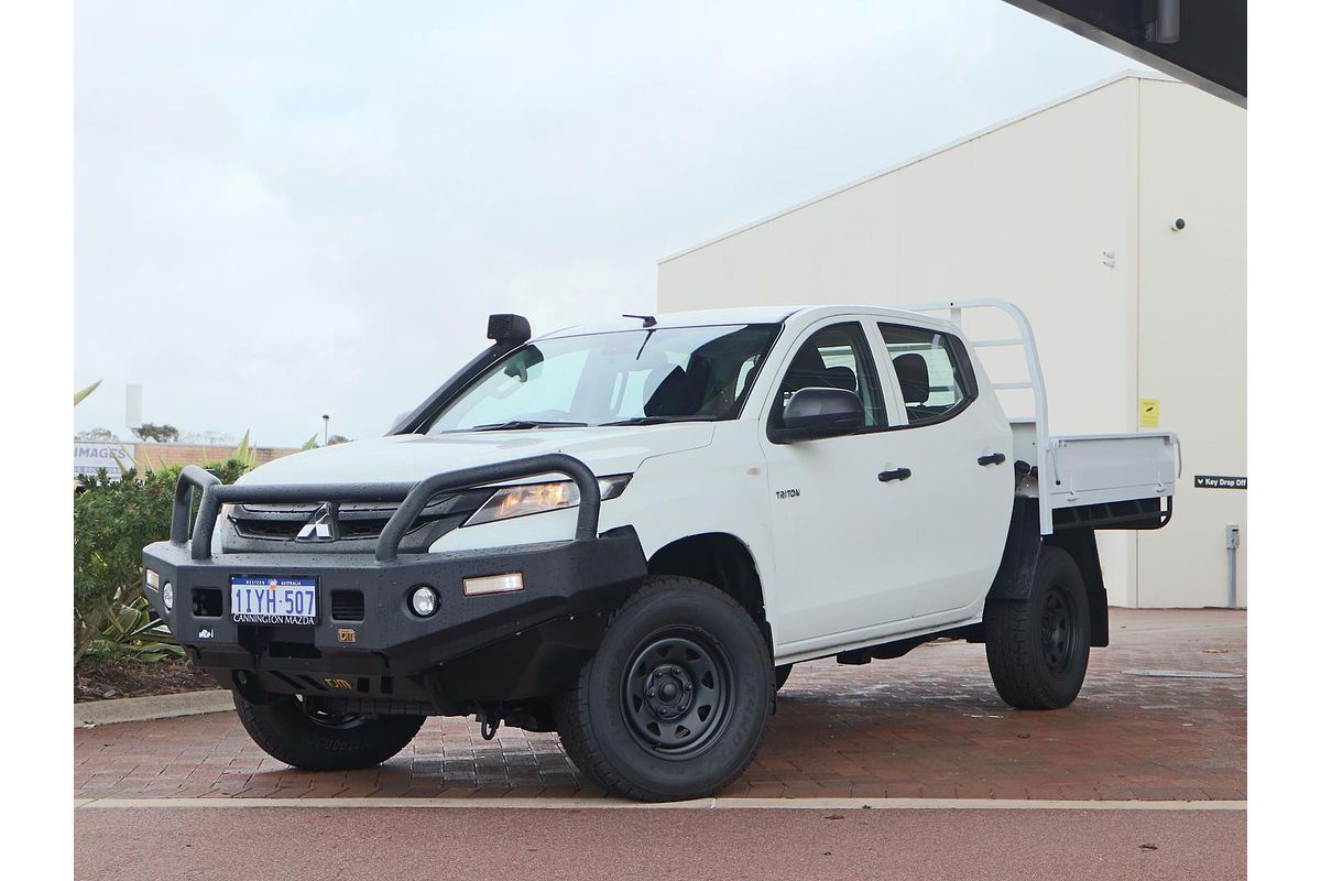 2021 Mitsubishi Triton GLX MR 4X4