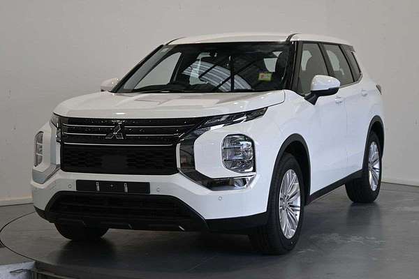 2026 Mitsubishi Outlander ES ZM
