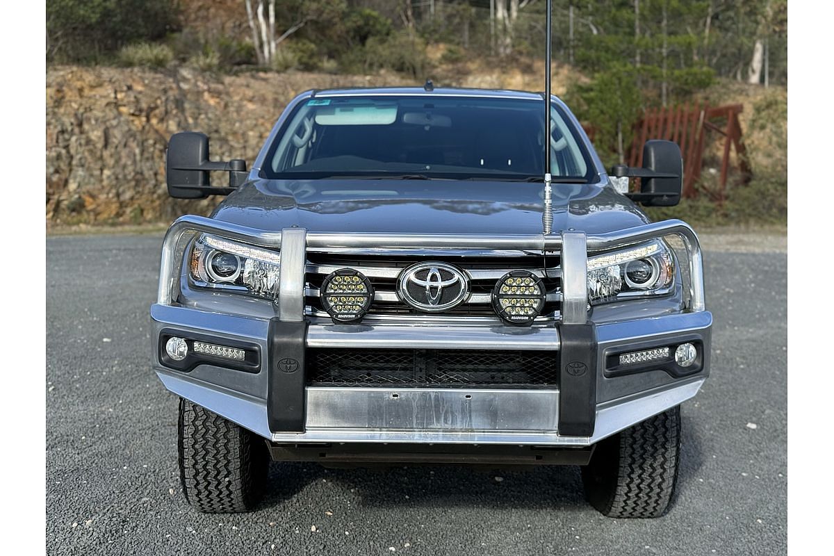2016 Toyota Hilux SR5 GUN126R 4X4