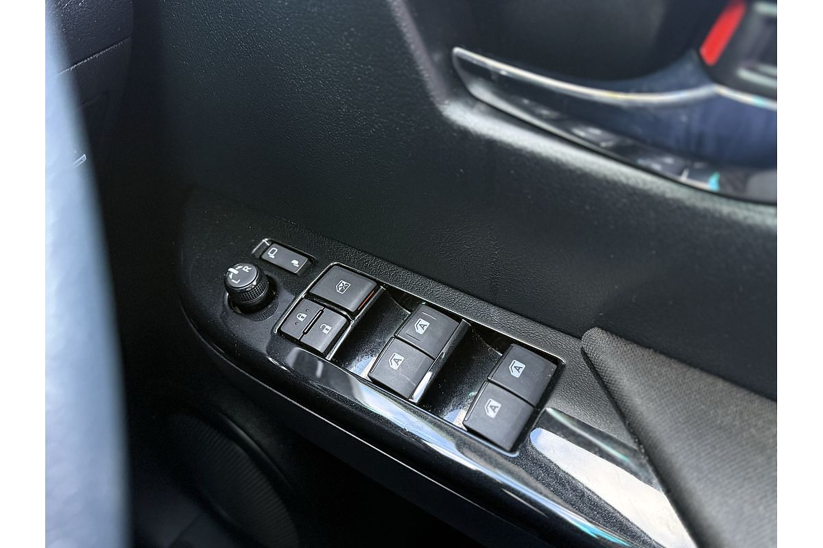 2016 Toyota Hilux SR5 GUN126R 4X4