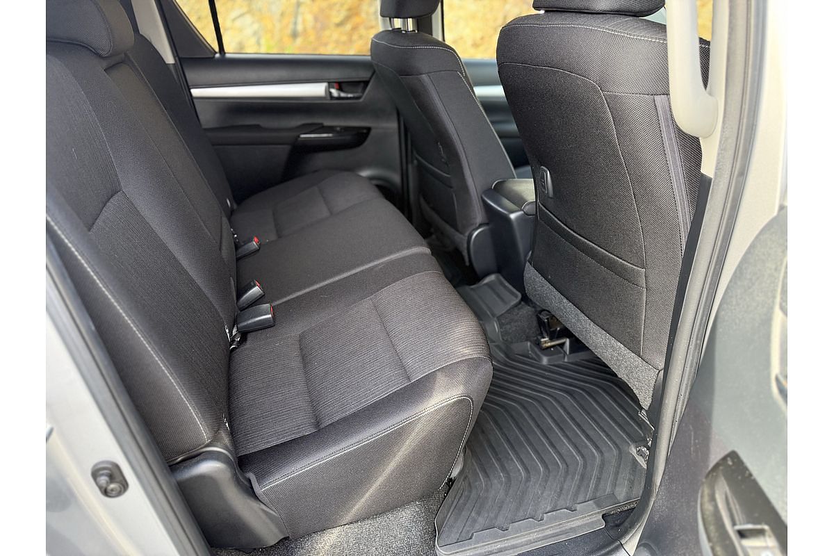 2016 Toyota Hilux SR5 GUN126R 4X4