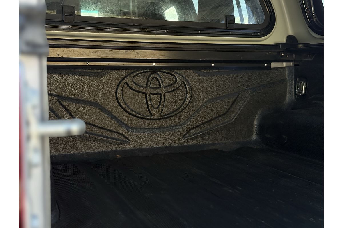 2016 Toyota Hilux SR5 GUN126R 4X4
