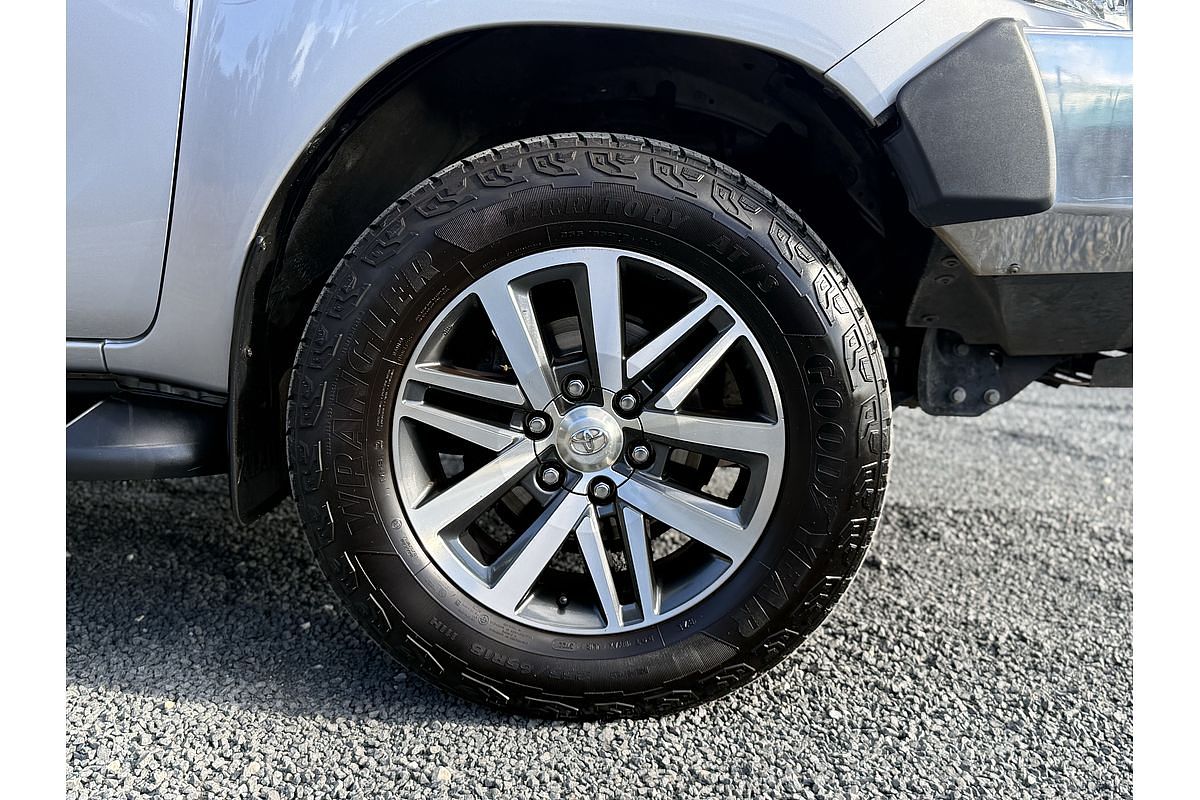2016 Toyota Hilux SR5 GUN126R 4X4