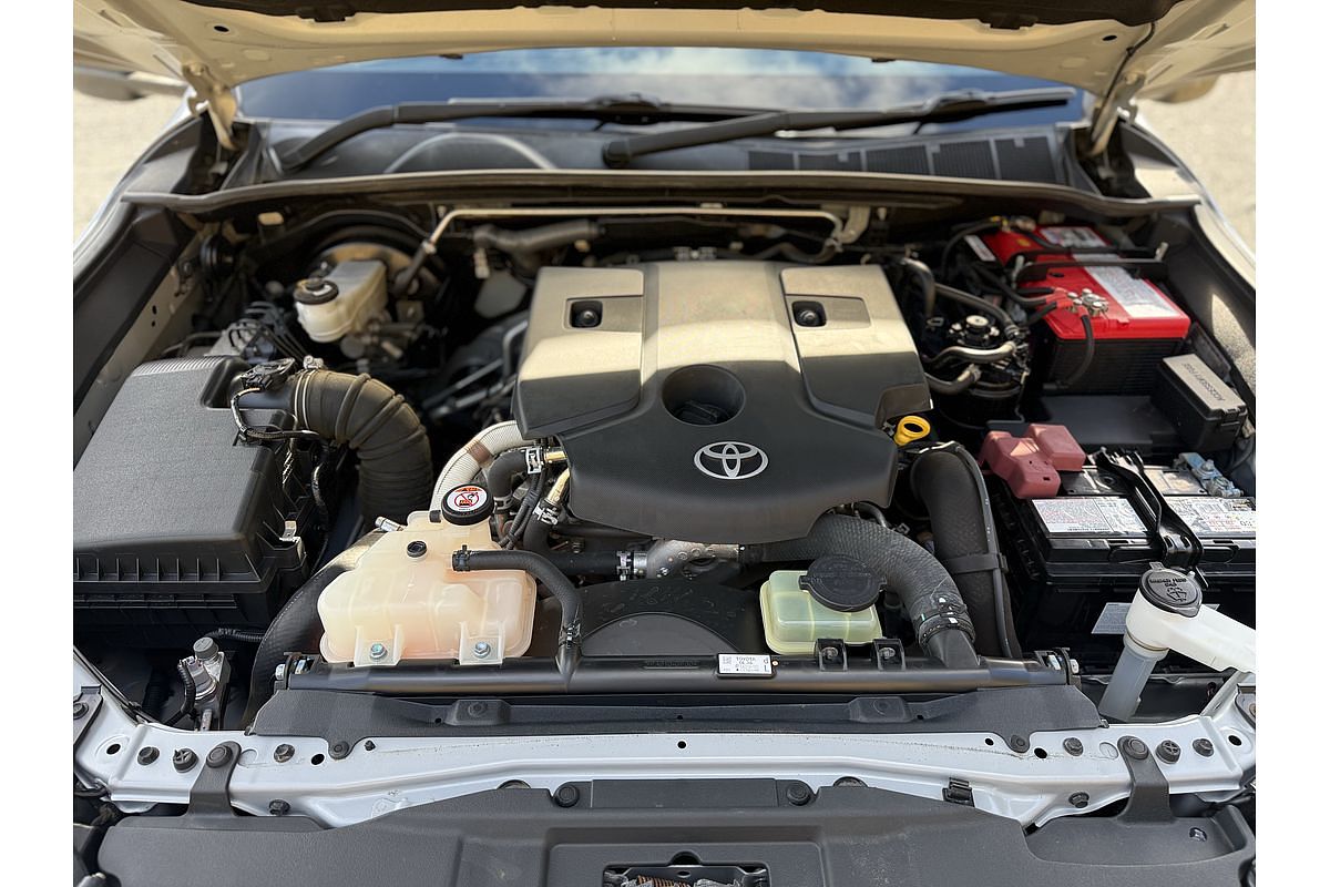 2016 Toyota Hilux SR5 GUN126R 4X4