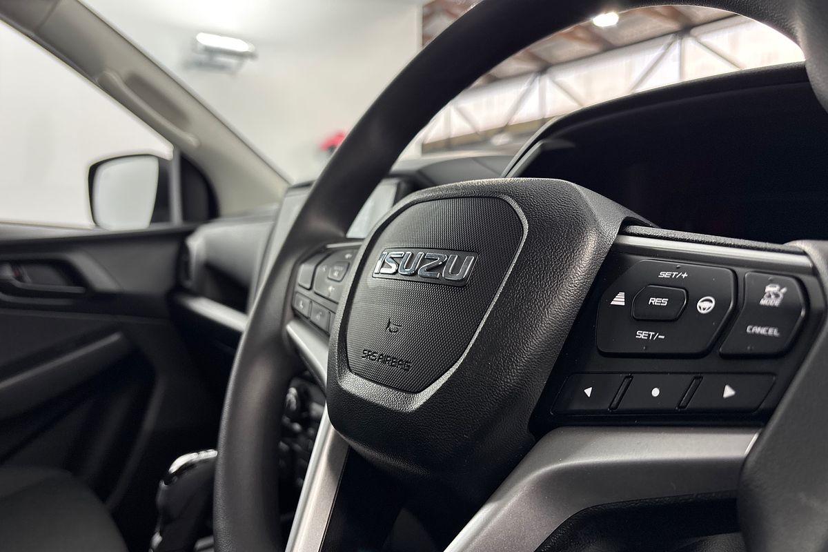 2024 Isuzu D-MAX SX 4X4