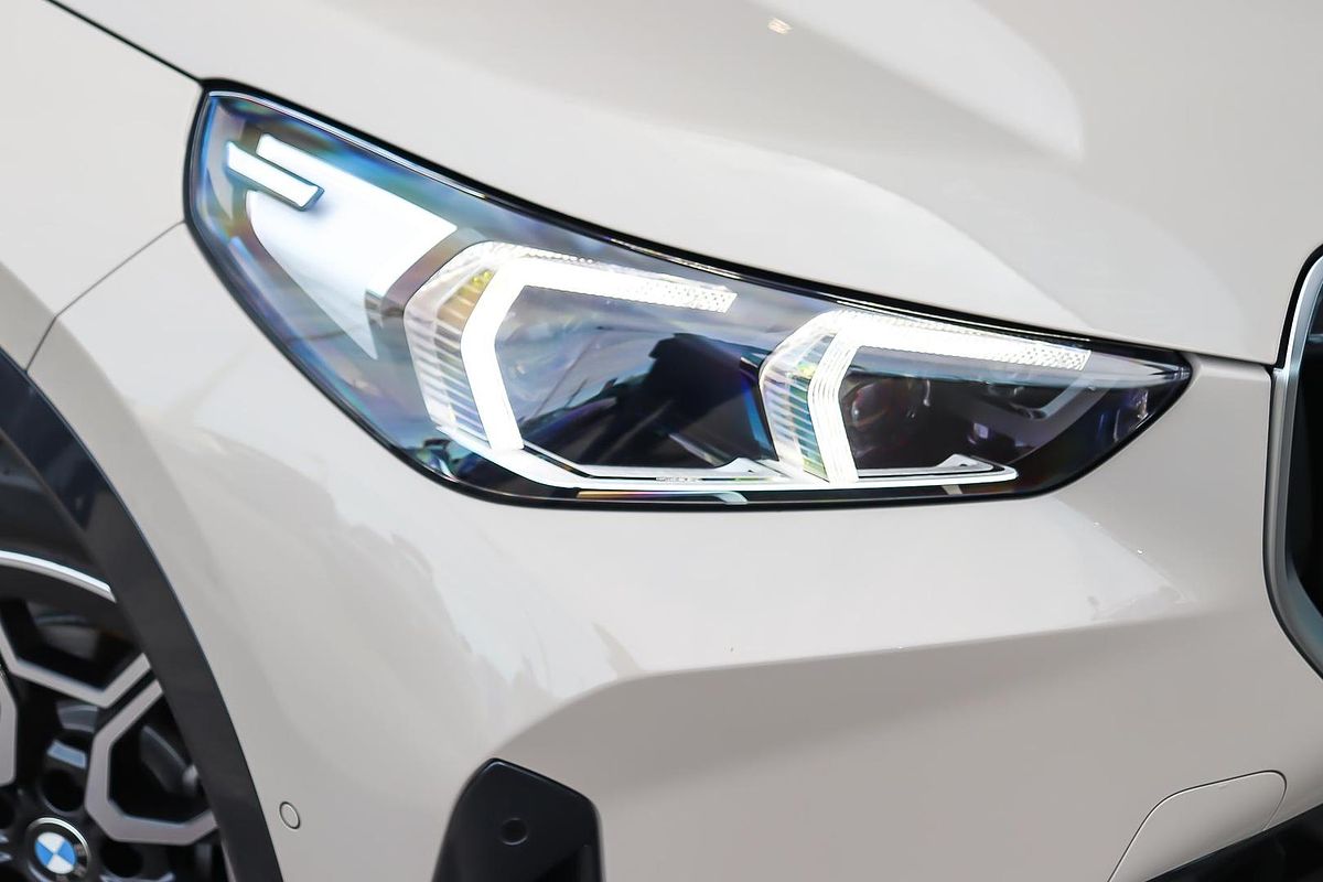 2026 BMW X1 sDrive18i U11