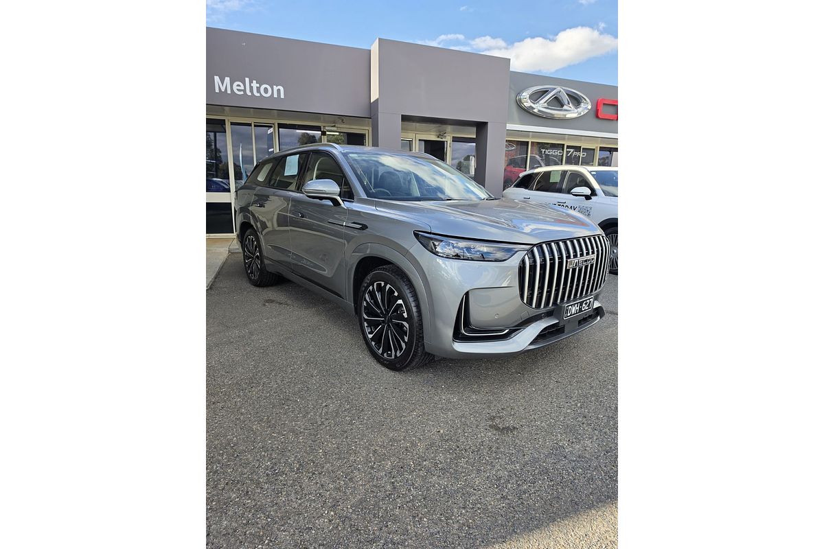 2025 OMODA JAECOO J8 Track