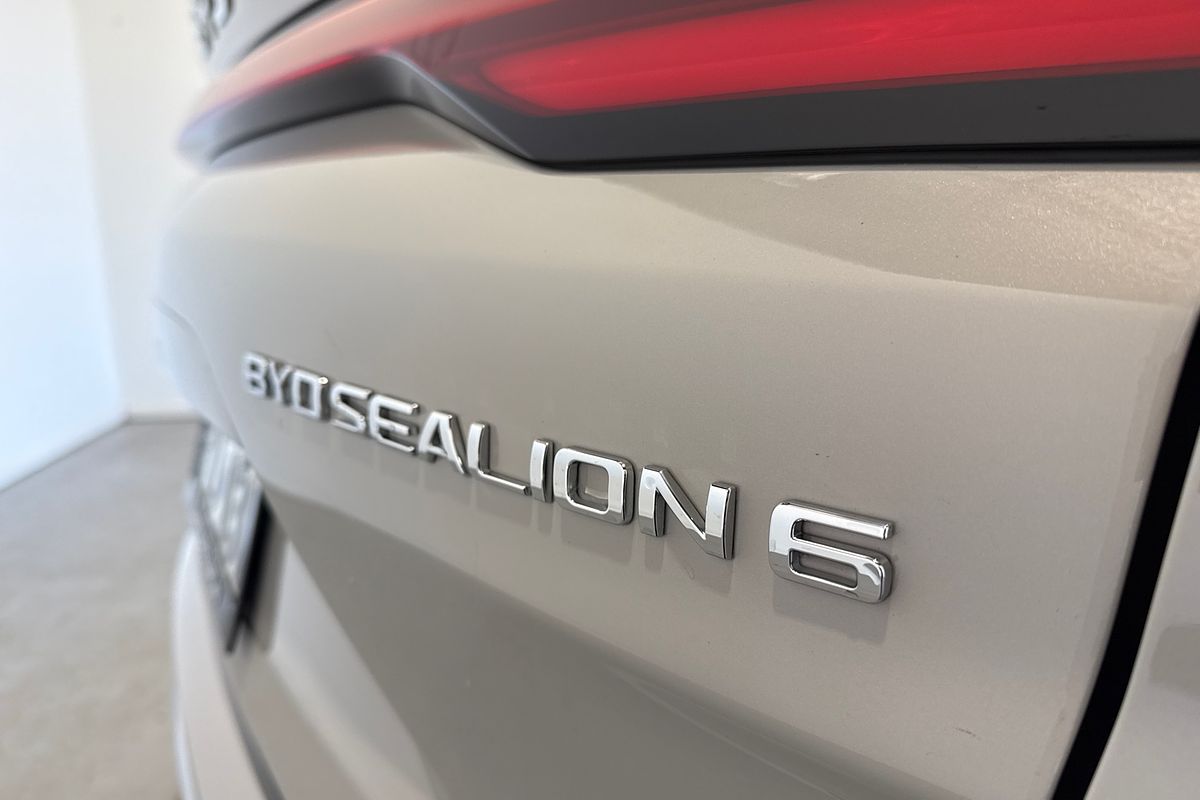2025 BYD SEALION 6 Essential