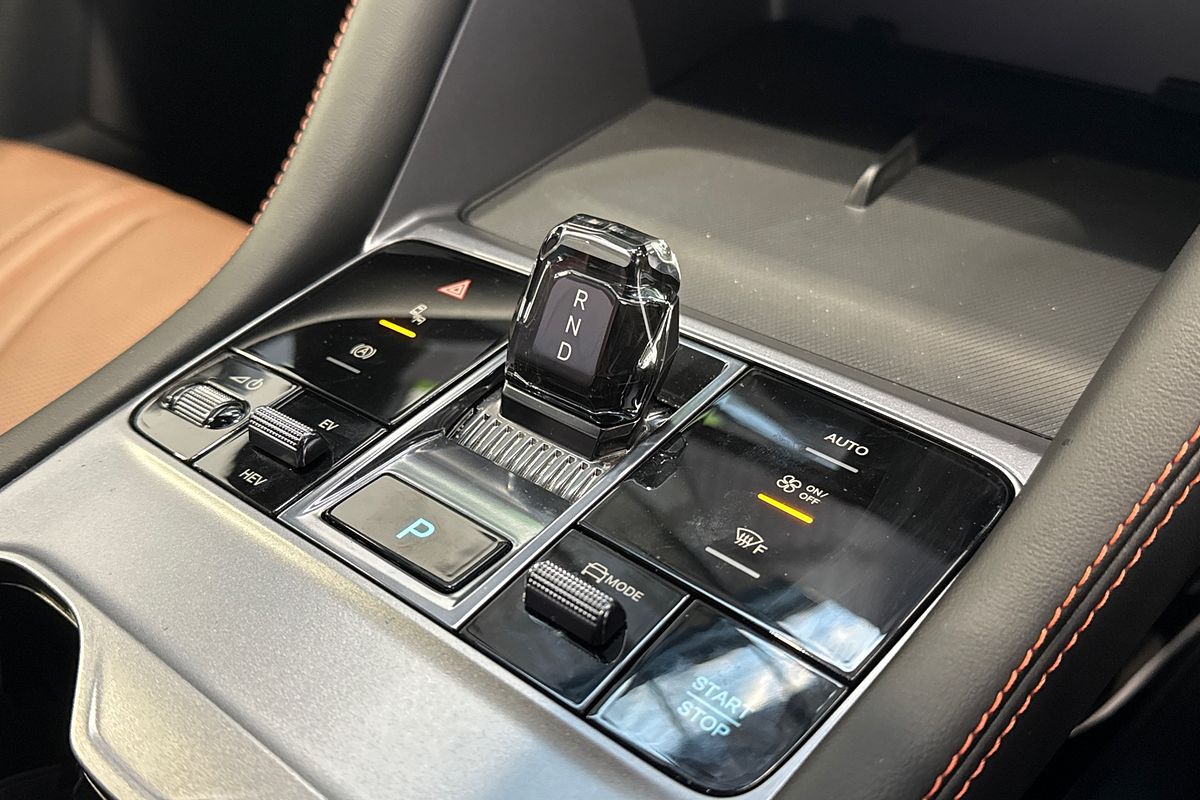 2025 BYD SEALION 6 Essential