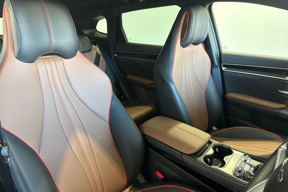 2025 BYD SEALION 6 Essential