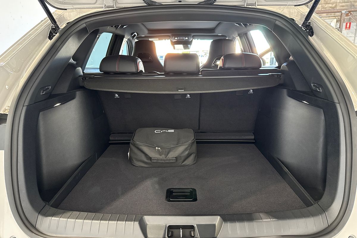 2025 BYD SEALION 6 Essential