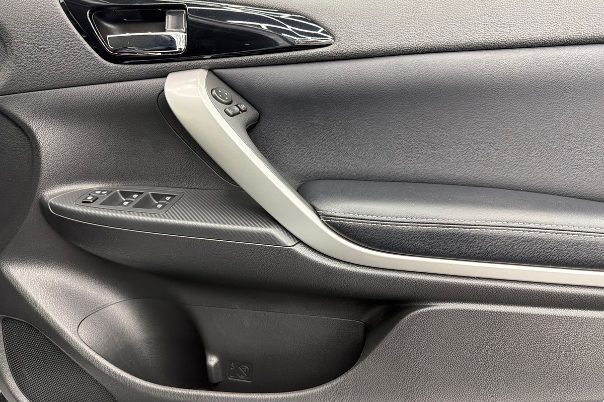 2024 Mitsubishi Eclipse Cross PHEV Aspire YB