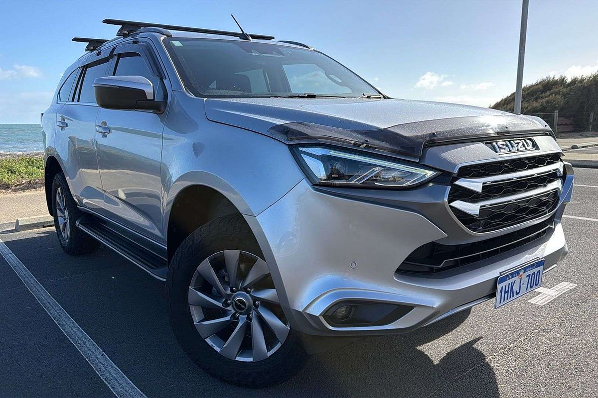 2021 Isuzu MU-X LS-U
