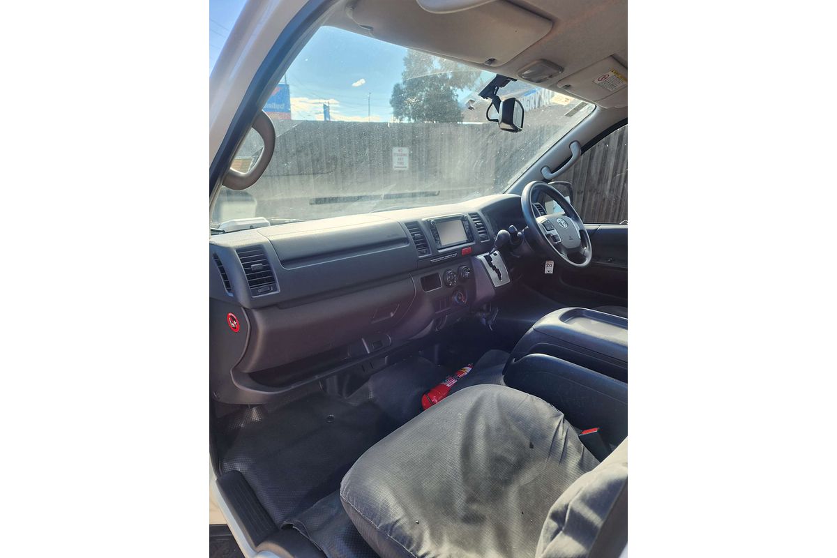 2019 Toyota Hiace KDH201R LWB image 13