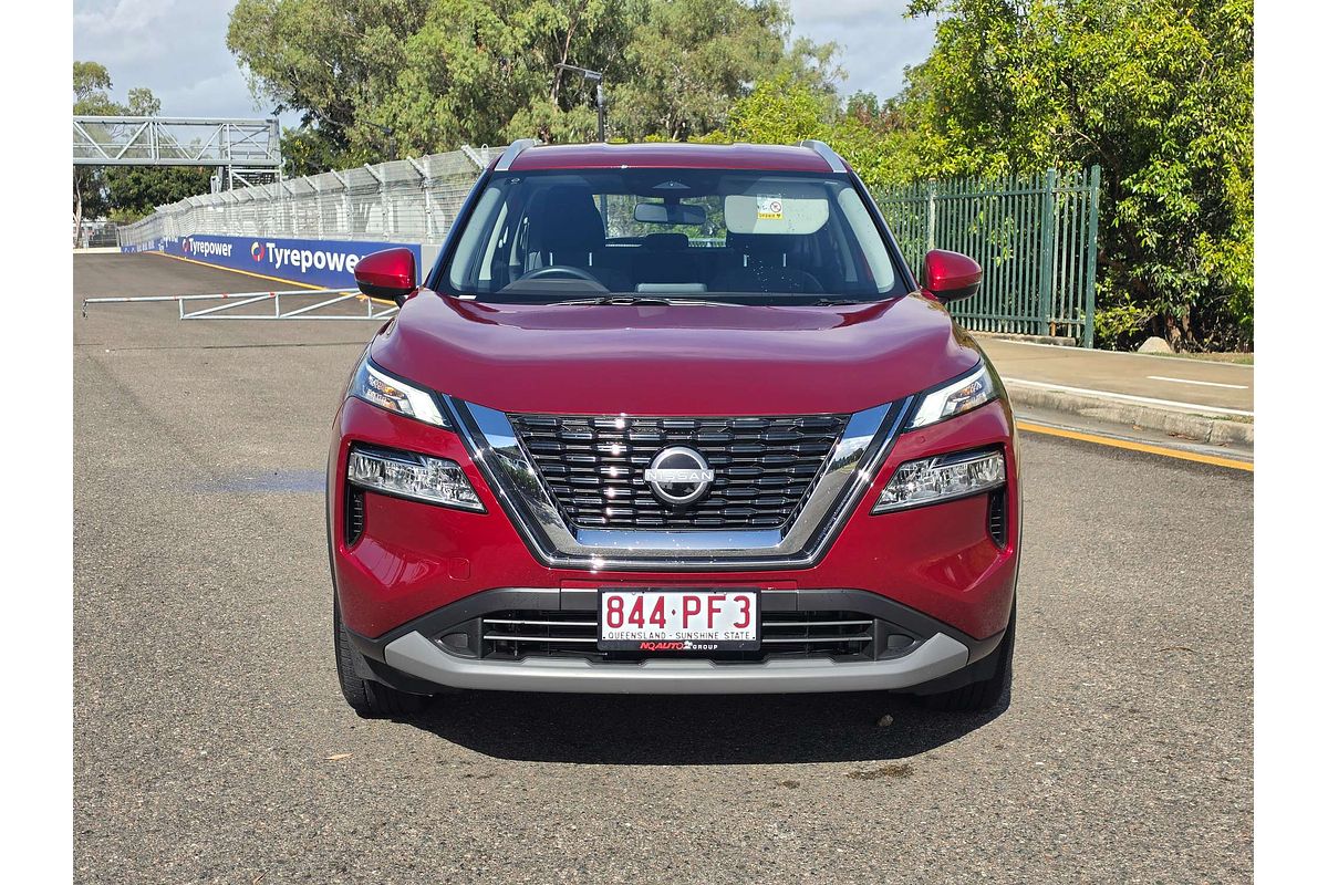 2025 Nissan X-TRAIL ST T33