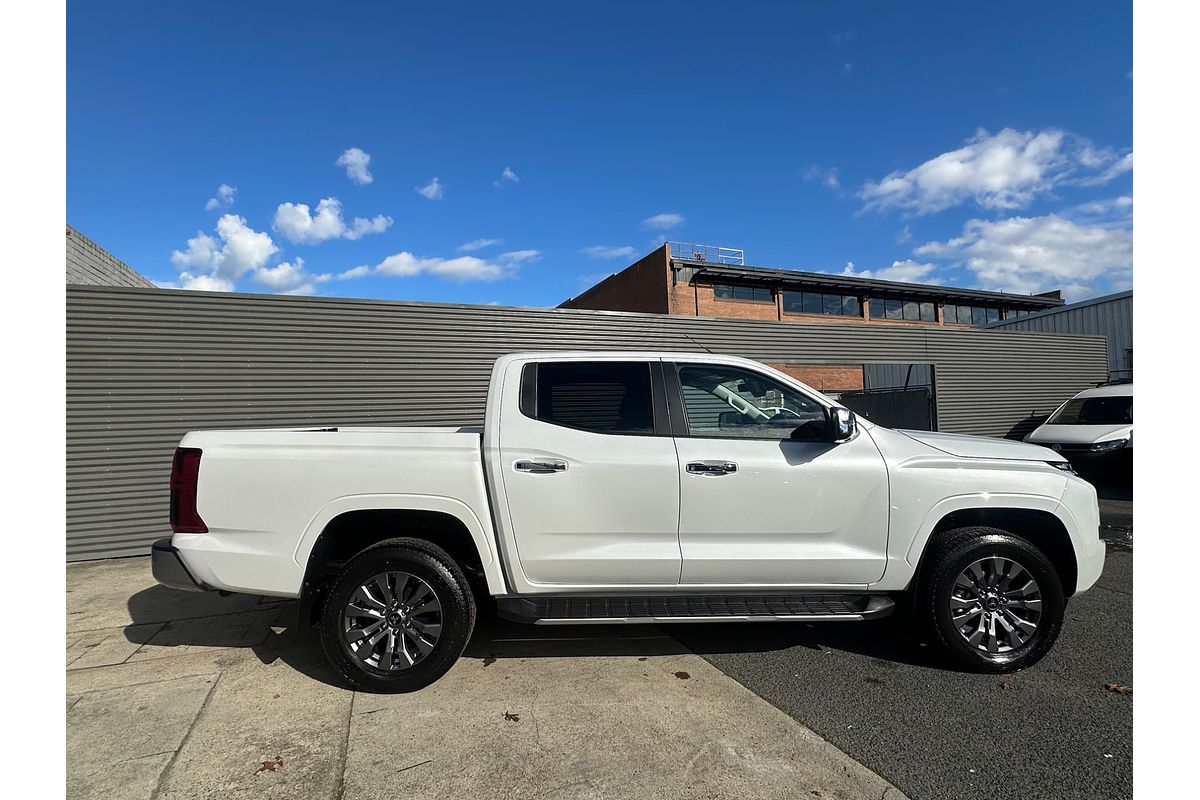 2025 Mitsubishi Triton GLS MV 4X4