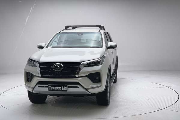 2022 Toyota Fortuner Crusade GUN156R thumb-2