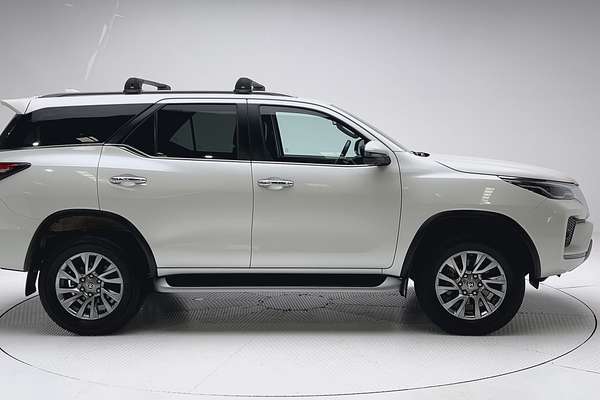 2022 Toyota Fortuner Crusade GUN156R thumb-8