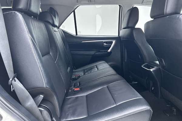 2022 Toyota Fortuner Crusade GUN156R thumb-11