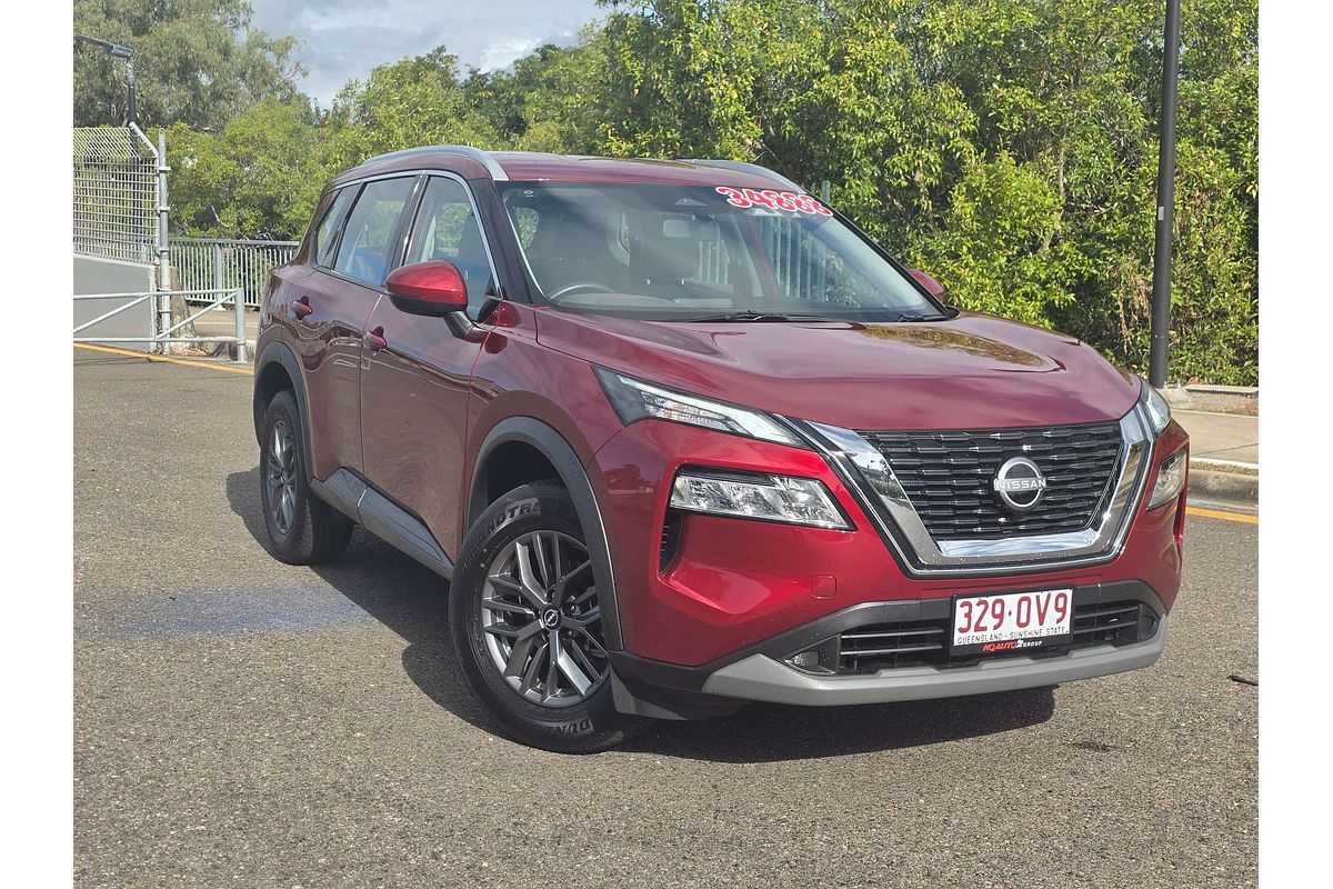 2025 Nissan X-TRAIL ST T33
