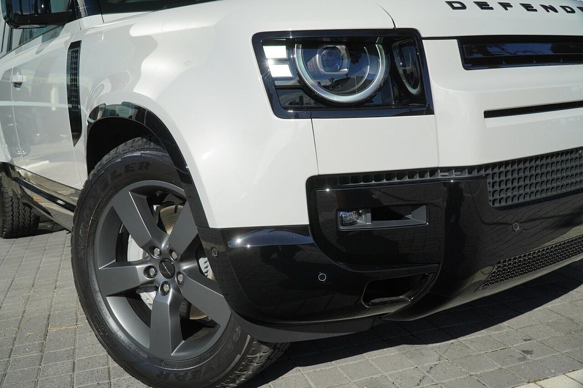 2026 Land Rover Defender 110 D350 X-Dynamic SE L663