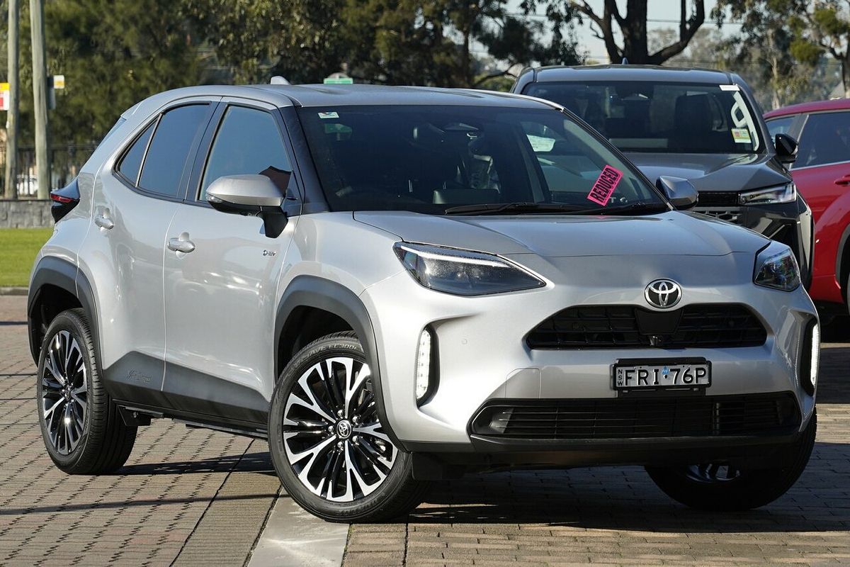 2025 Toyota Yaris Cross Urban MXPJ10R