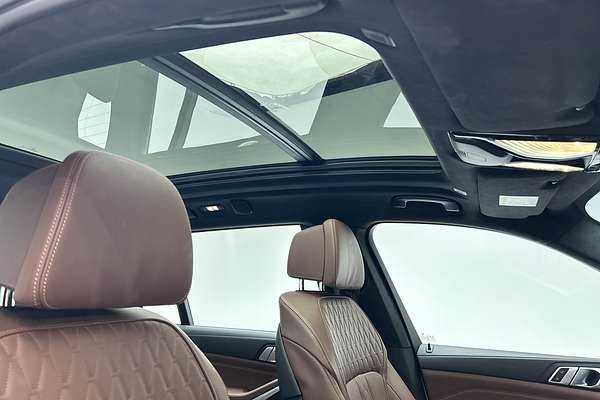 2022 BMW X7 xDrive40d M Sport G07 LCI thumb-14