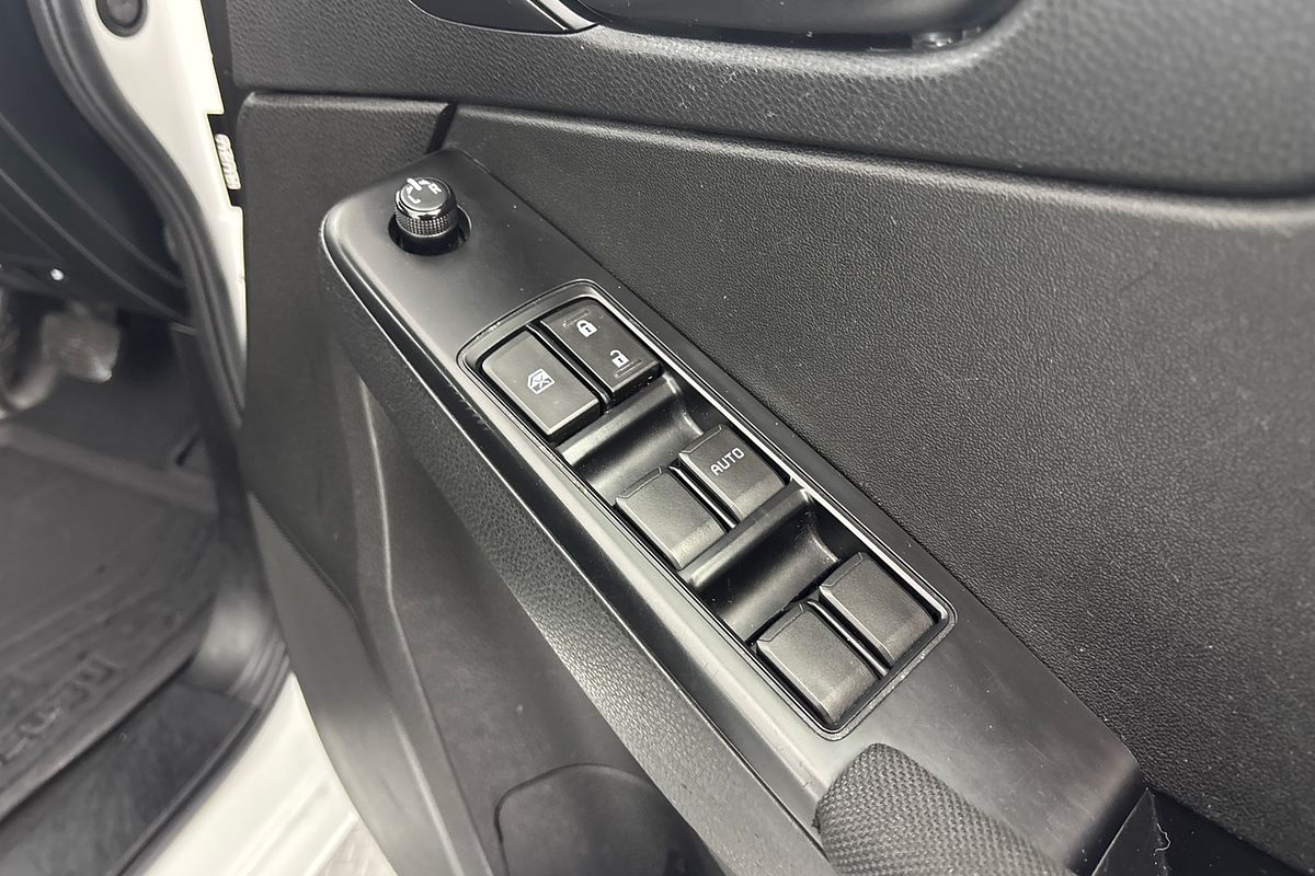 2023 Isuzu D-MAX SX 4X4