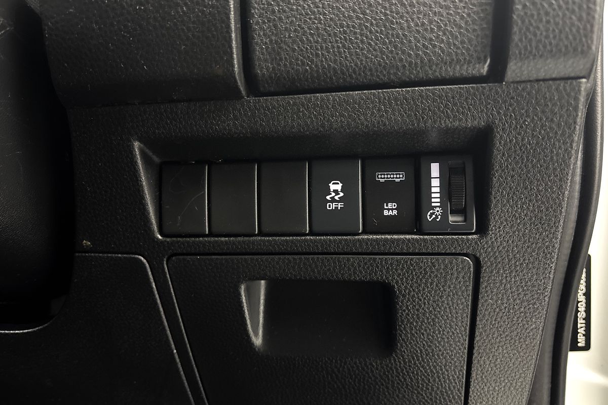 2023 Isuzu D-MAX SX 4X4