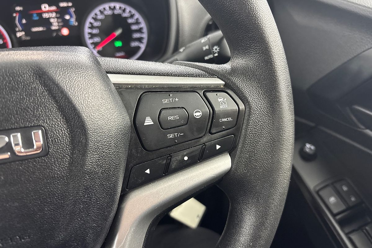 2023 Isuzu D-MAX SX 4X4