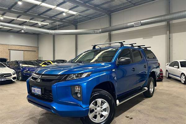 2022 Mitsubishi Triton GLX MR 4X4