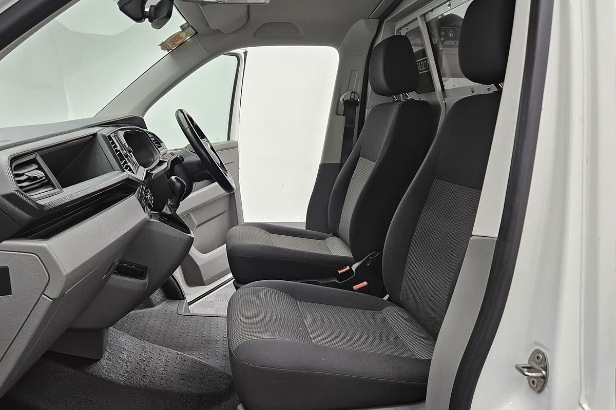 2023 Volkswagen Transporter TDI340 T6.1 LWB