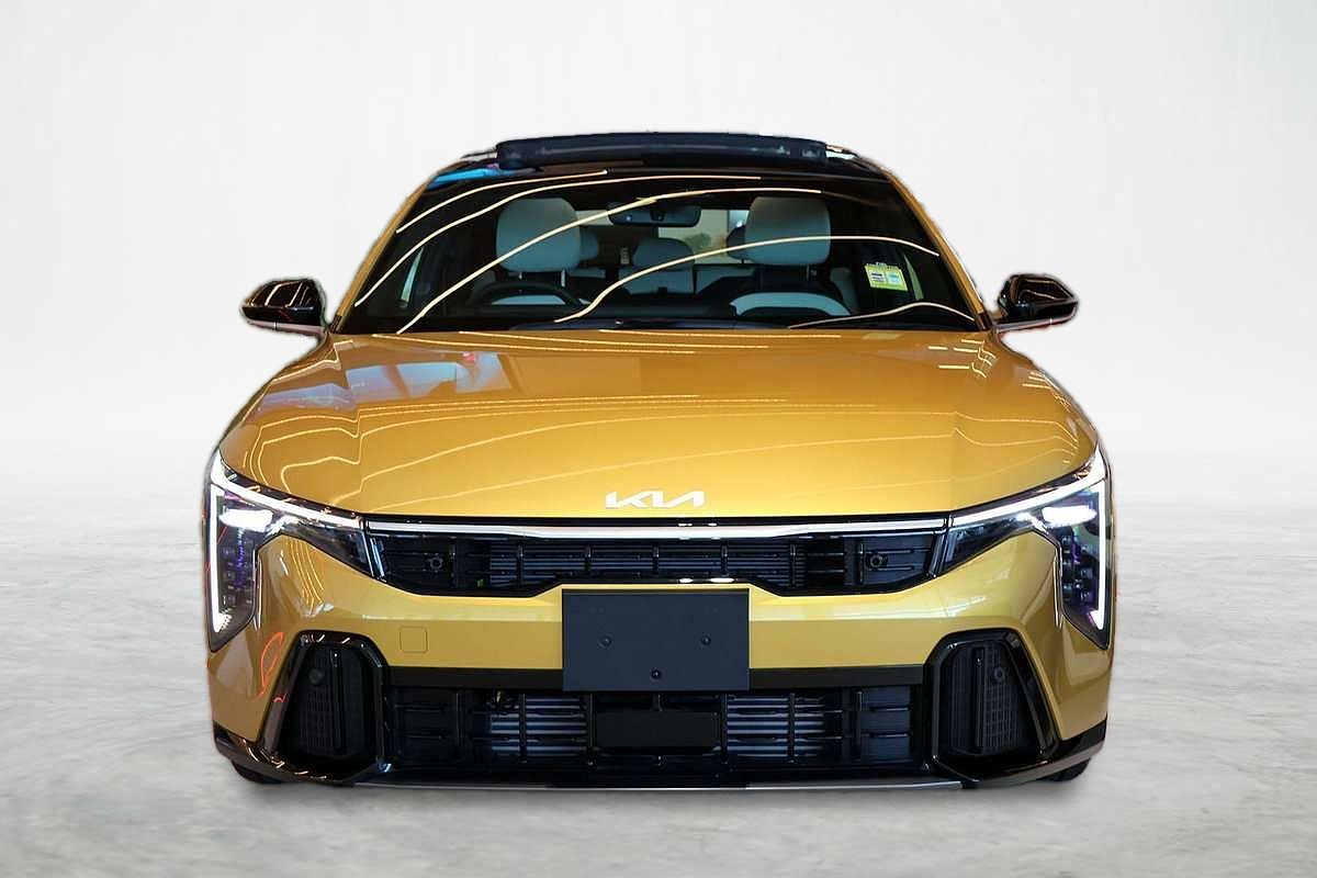 2025 Kia K4 GT-Line CL4m
