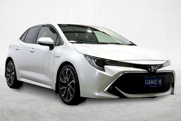 2020 Toyota Corolla ZR Hybrid ZWE211R