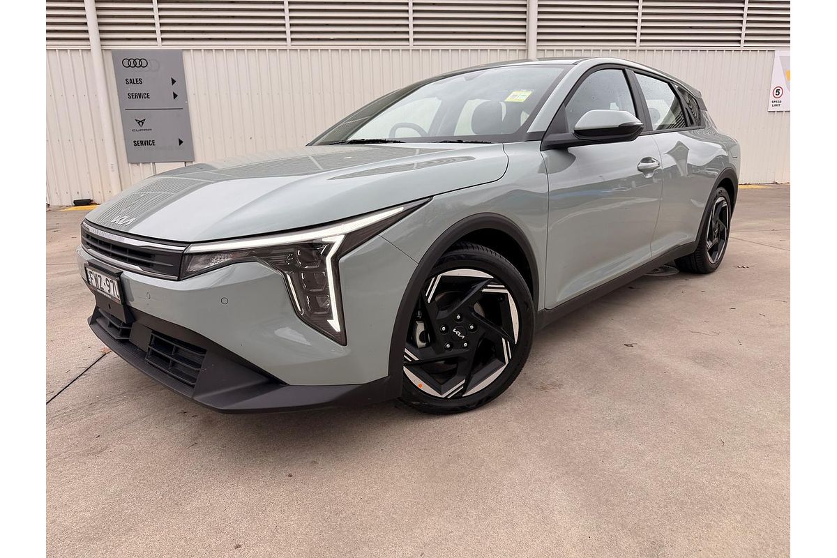 2025 Kia K4 Sport CL4m