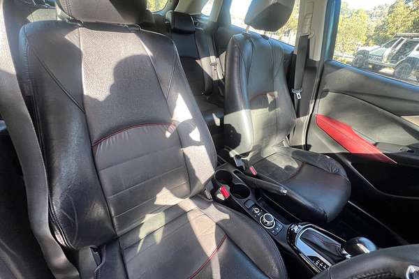 2017 Mazda CX-3 Akari DK thumb-11