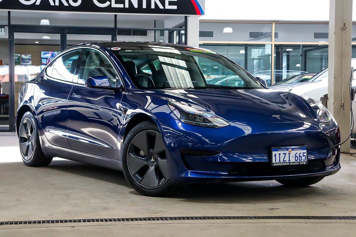 2023 Tesla Model 3 Rear-Wheel Drive