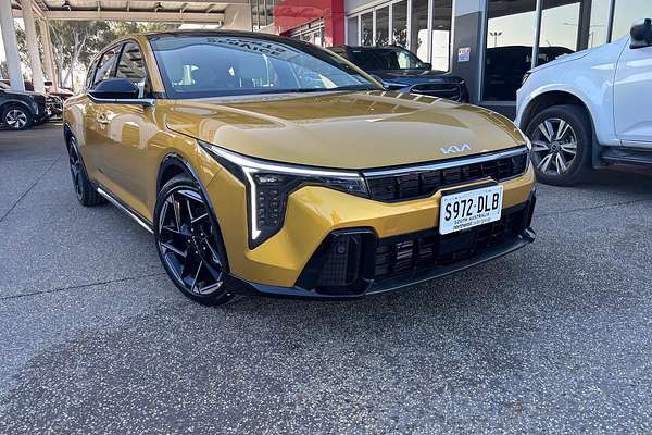 2025 Kia K4 GT-Line CL4m